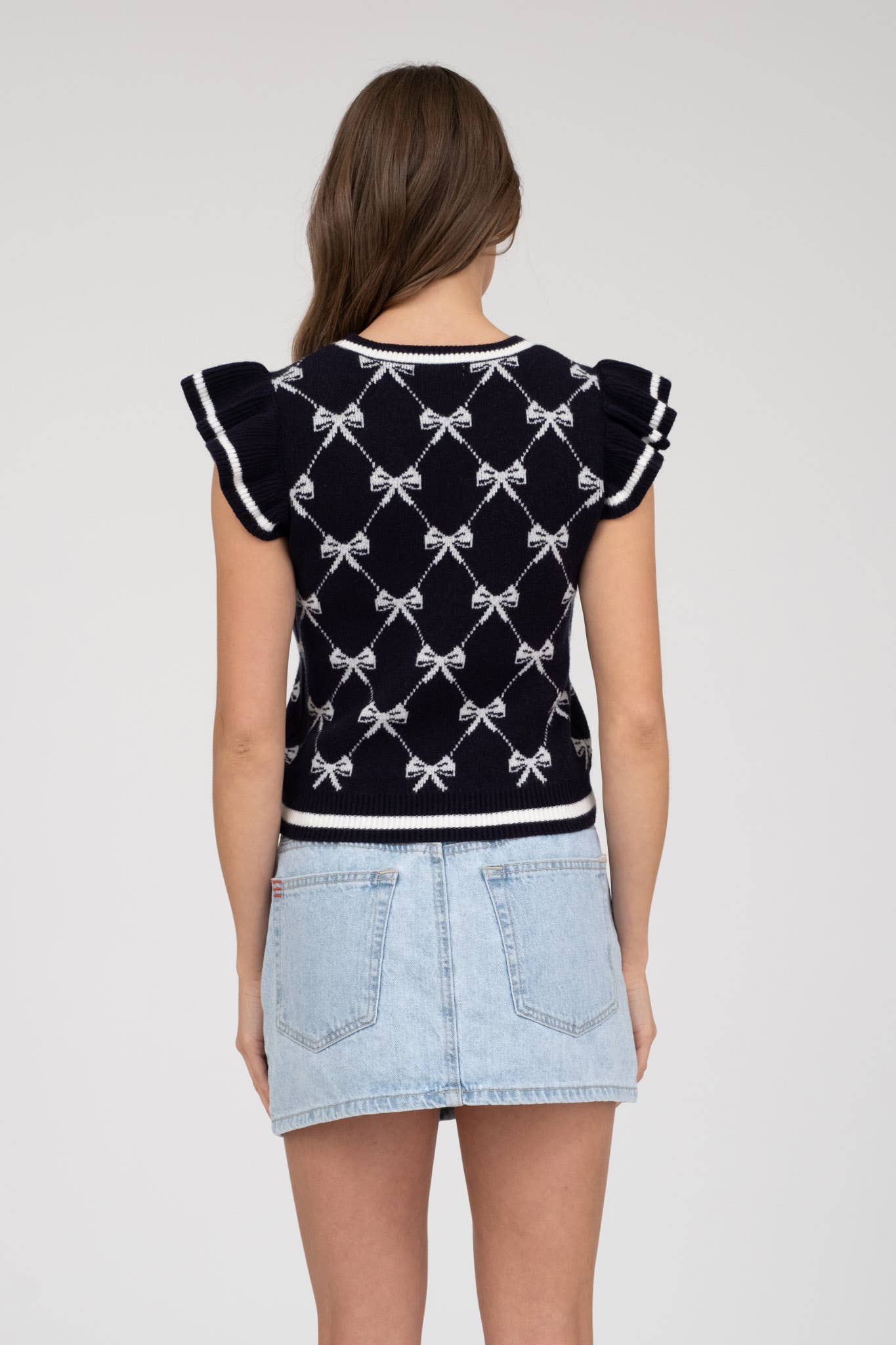 BOW RUFFLE SLEEVE SWEATER