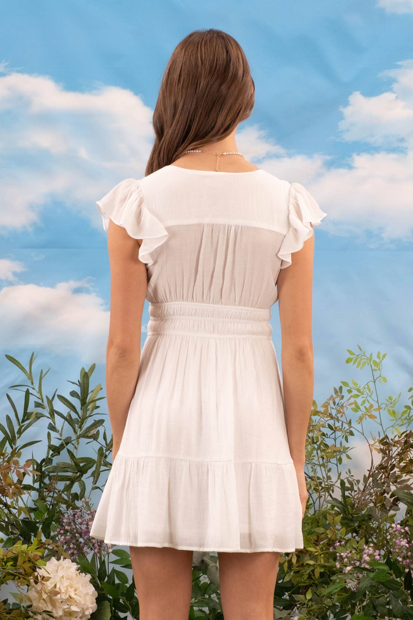 V NECK SHORT SLEEVE RUFFLE DETAIL SHIRRED MINI DRE