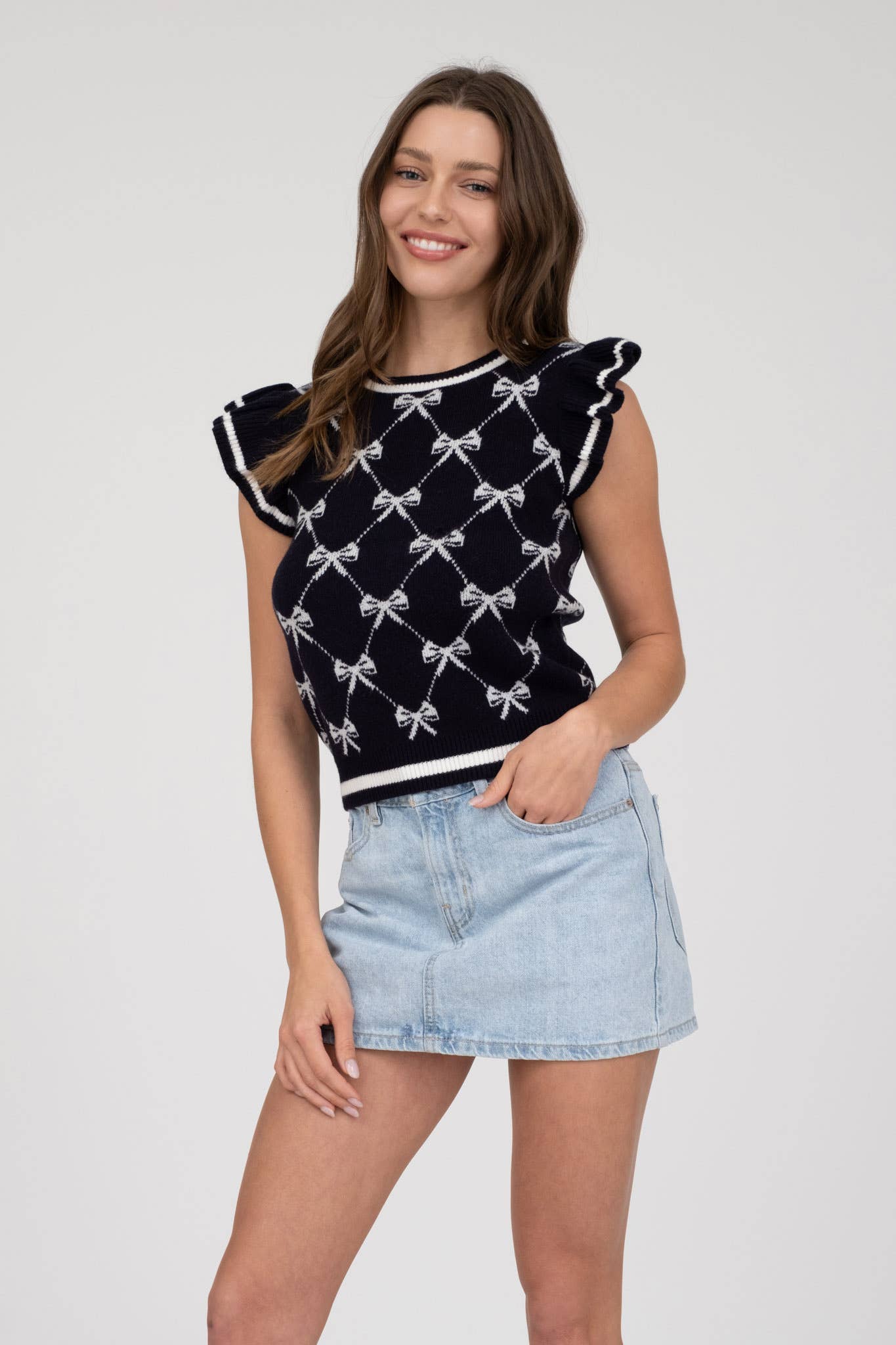 BOW RUFFLE SLEEVE SWEATER