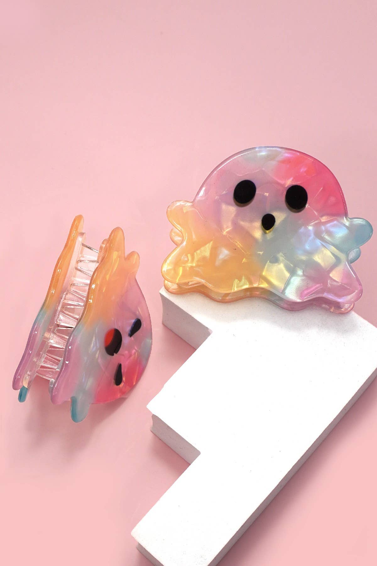 GHOST MEDIUM HAIR CLAW CLIPS