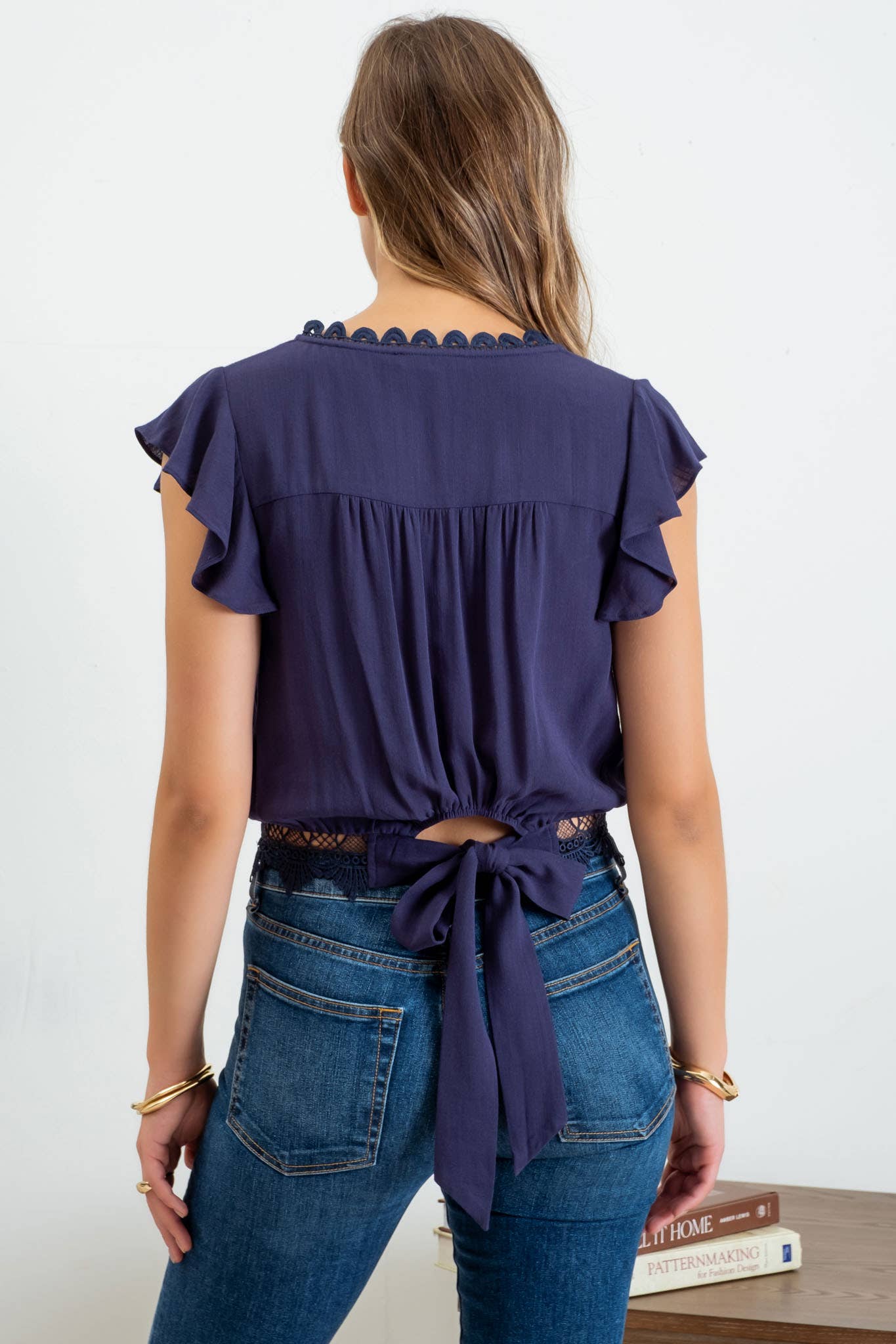 SCALLOP LACE TRIM BACK TIE CROP TOP