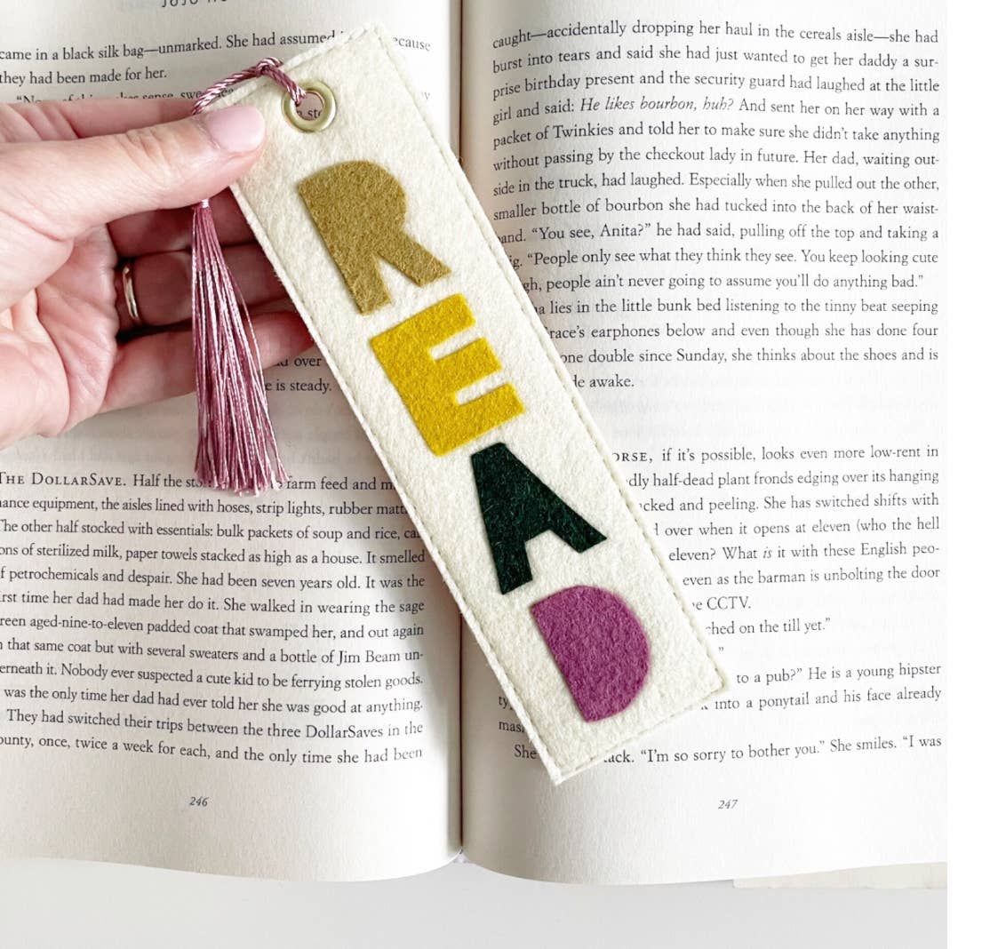 Read Felt Bookmark