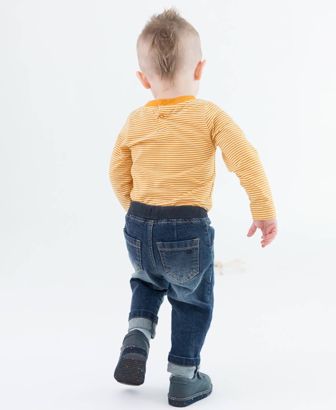 Medium Wash Pull-on Jeans