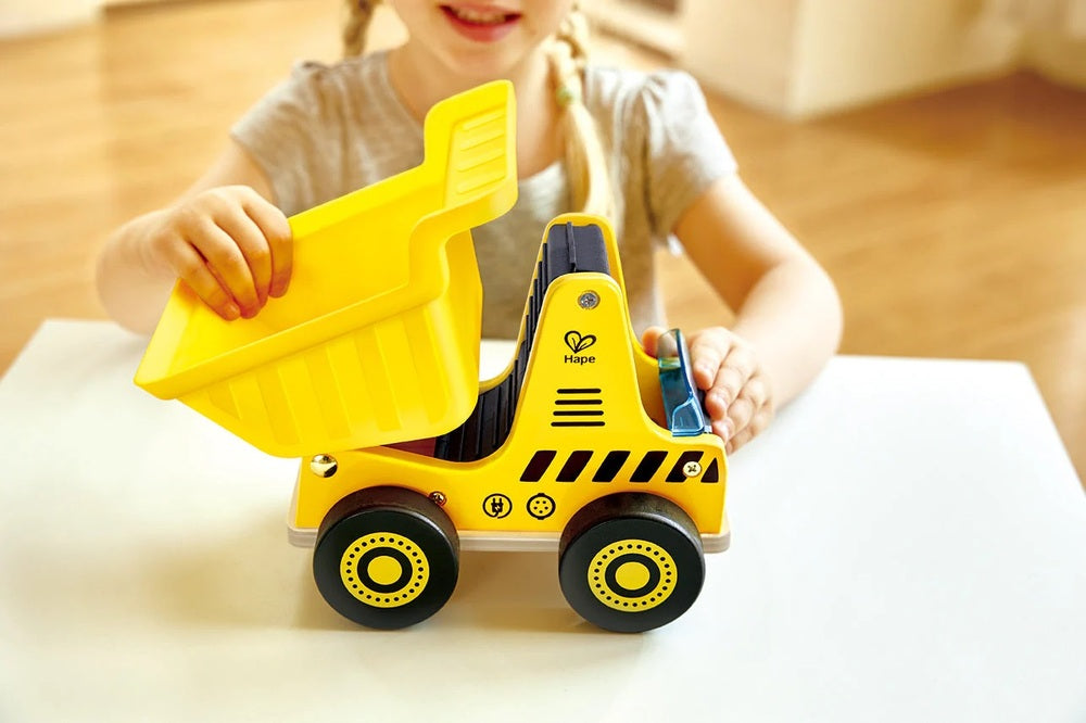 Hauler Dump Truck
