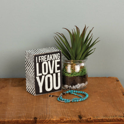 Freaking Love Box Sign