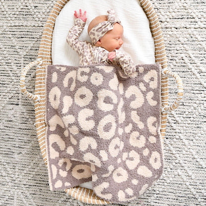 Amari Leopard Cozy Blanket