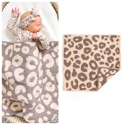 Amari Leopard Cozy Blanket