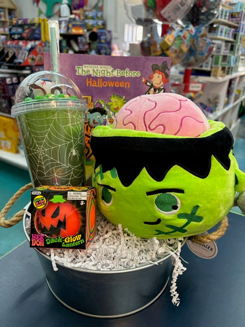 Sweetly Spooky BOO BASKET!