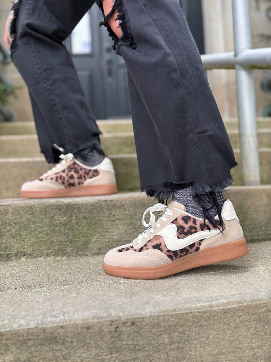 Retro Leopard Sneakers