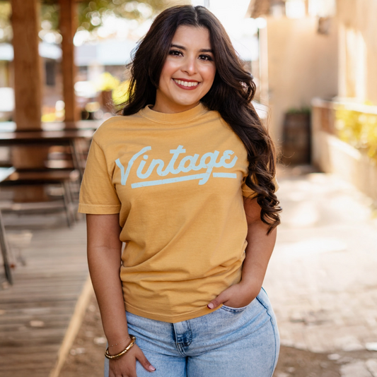 Pre-Sale 💛 Vintage Vibe Tee