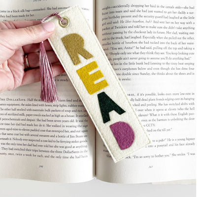 Read Felt Bookmark