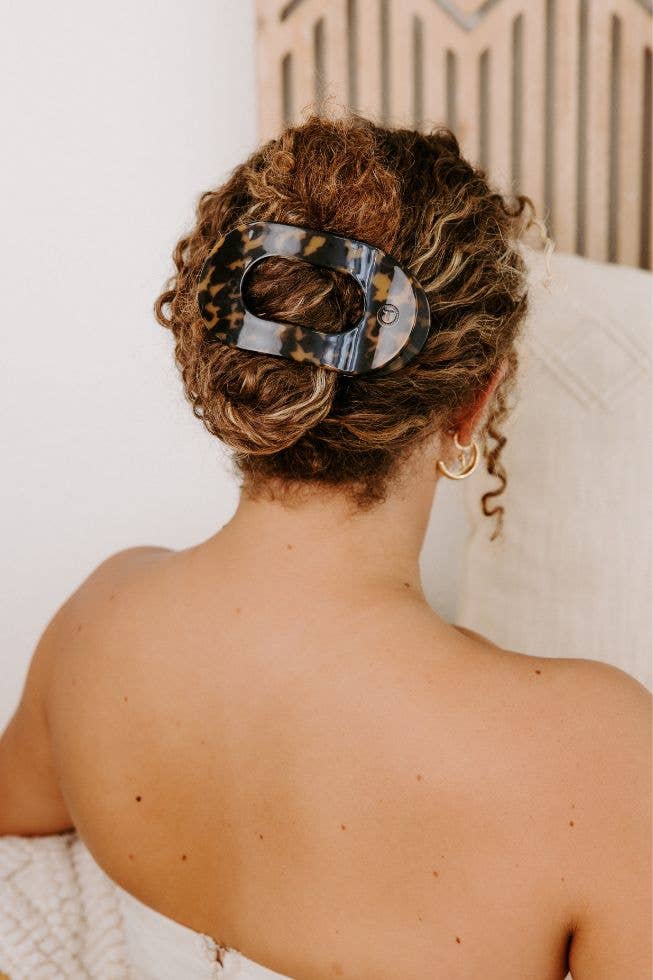 Round Flat Hair Clip | Tortoise