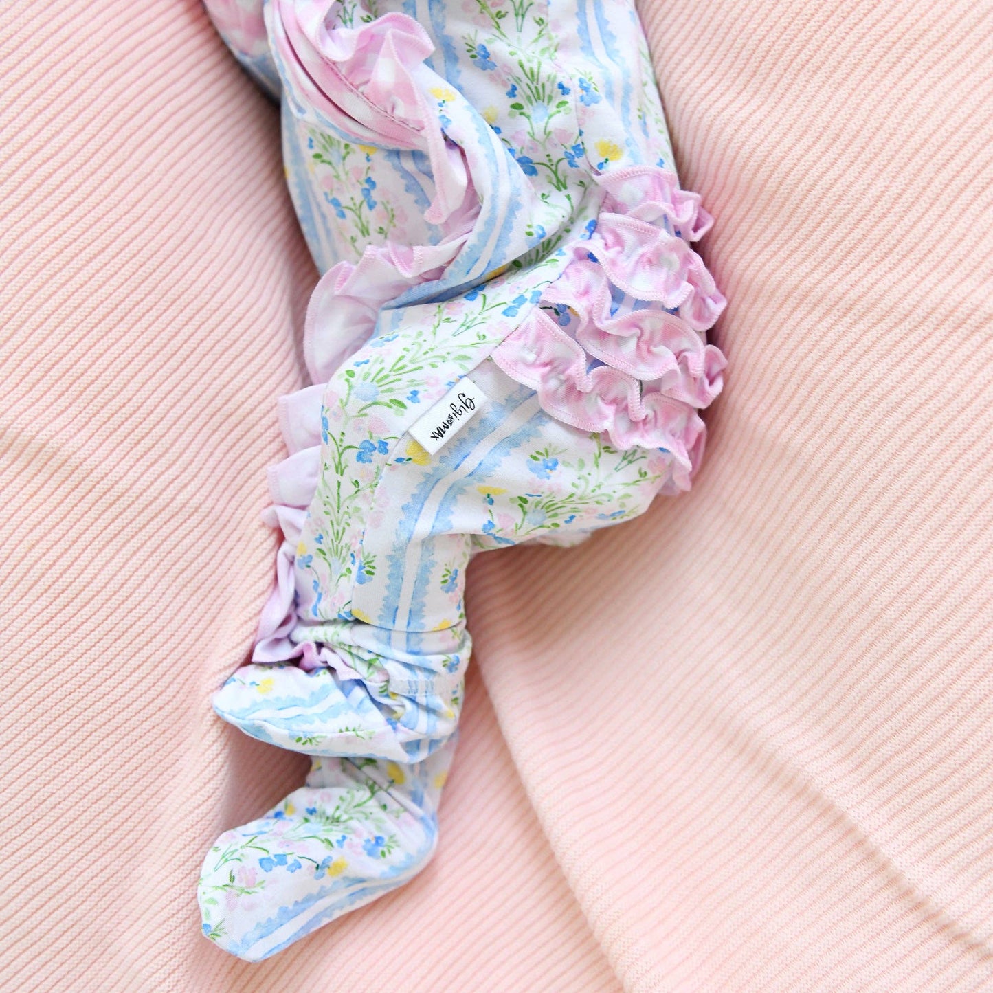 Nora Ruffle Zip