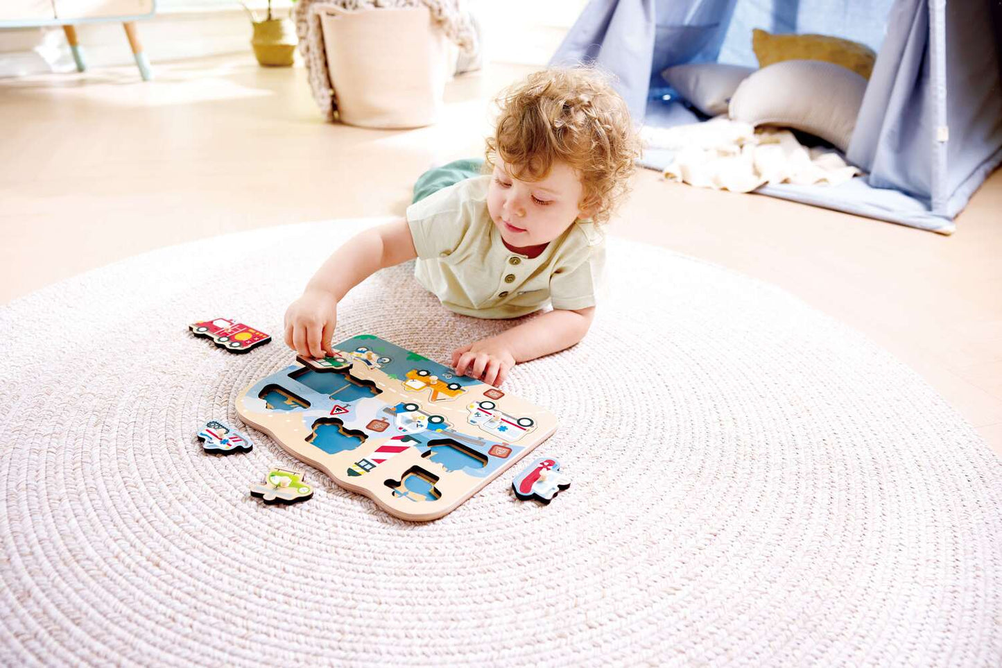 Emergency Vehicles Peg Puzzle