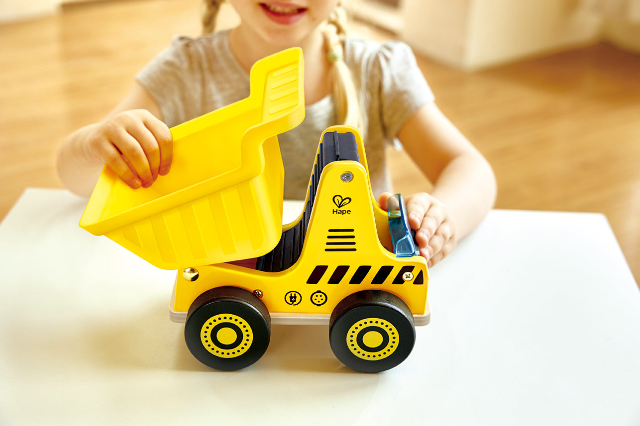 Hauler Dump Truck